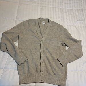 GAP Men's Light Cream Cardigan Sweater